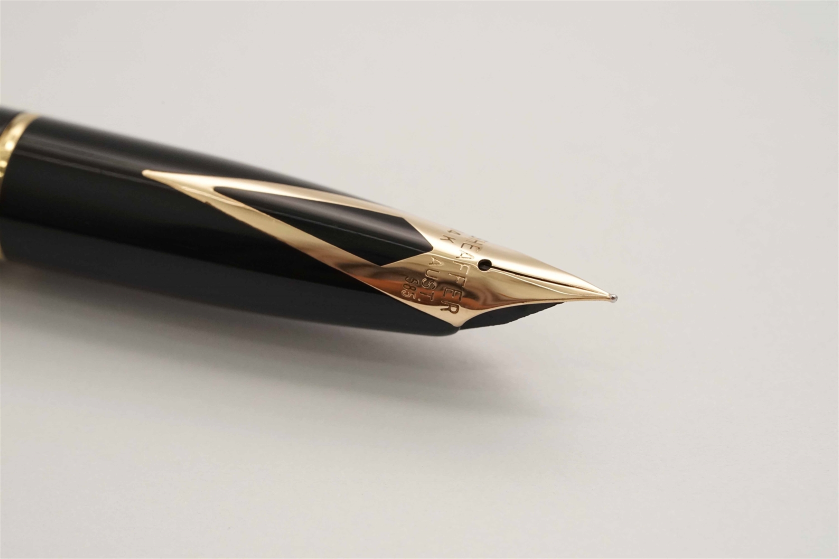 Bút máy Sheaffer Targa 1005 Gold Electroplated 14K F