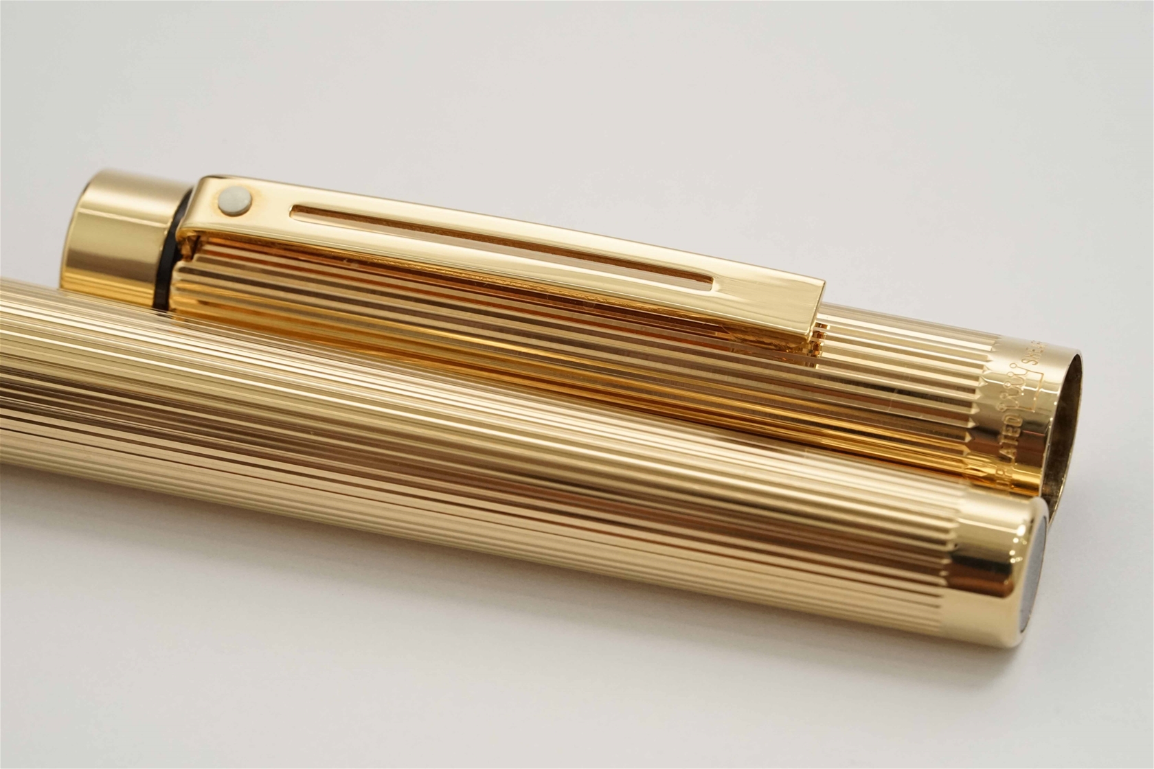 Bút máy Sheaffer Targa 1005 Gold Electroplated 14K F