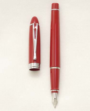 Bút máy Aurora Ipsilon Deluxe Red 14K M