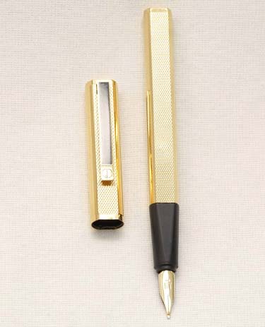 Bút máy Alfred Dunhill Gemline Classic Gold Plated 18K B