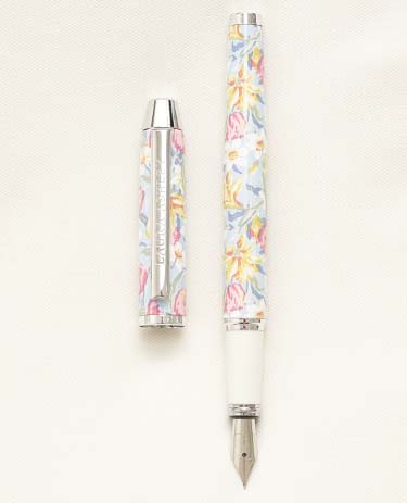 Bút máy Laura Ashley Flower Pattern Steel F
