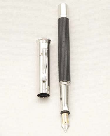 Bút máy Graf Von Faber-Castell Classic Black Ebony Wood 18CT F