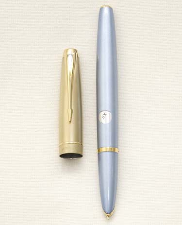Bút máy Parker 100 Diamond Blue 18K XF