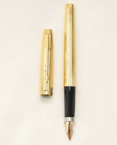Bút máy Parker 75 Godron 20 Micron Gold Plated 14K XF