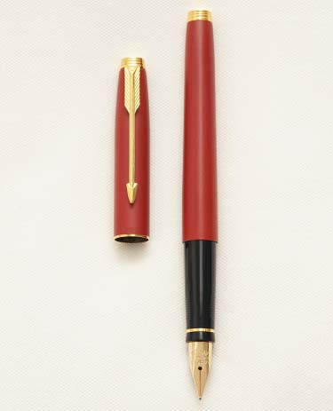 Bút máy Parker 75 Matte Red GT 14K M