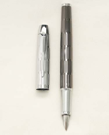 Bút máy Parker IM Premium Twin Chiselled CT Steel F