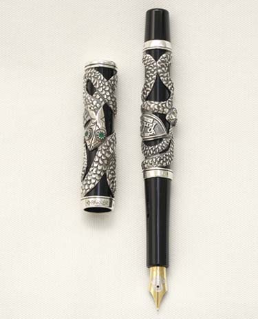 Bút máy Parker Snake Pen Limited Edition 18K F - 4695