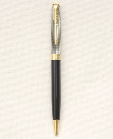 Bút bi Parker Sonnet Chiselled Silver Black GT Ballpoint Pen