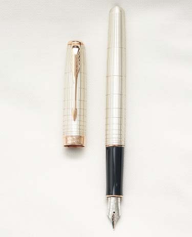 Bút máy Parker Sonnet Feminine Chiselled Sterling Silver 18K F