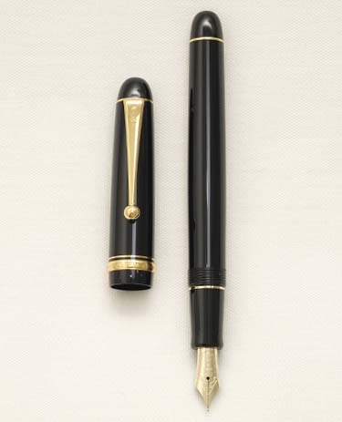 Bút máy Pilot Custom 74 Black 14K F