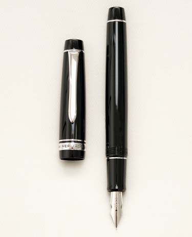 Bút máy Pilot Custom Heritage 912 FA 14K F