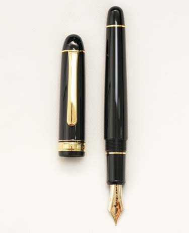 Bút máy Platinum 3776 Century Black 14K M