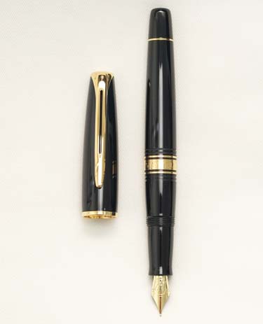 Bút máy Waterman Charleston Ebony Black 18K F