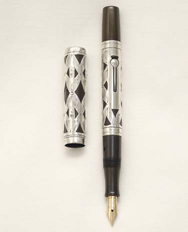 Bút máy Waterman Ideal Lever Filler 'Sterling' Overlay with Filigree Design 14K F