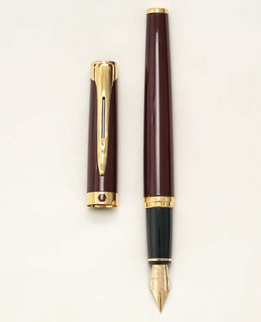 Bút máy Waterman L'Etalon Burgundy Lacquer 18K F