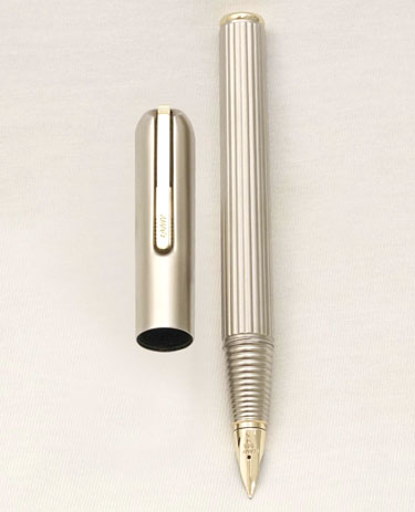 Bút máy Lamy Persona Titanium 14K F 