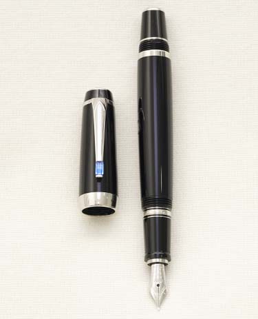 Bút máy Montblanc Boheme Bleu Big Size 14K F