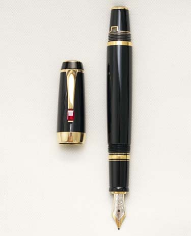 Bút máy Montblanc Boheme Rouge 14K M