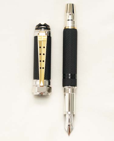 Bút máy Montblanc Great Characters Elvis Presley Special Edition 18K EF