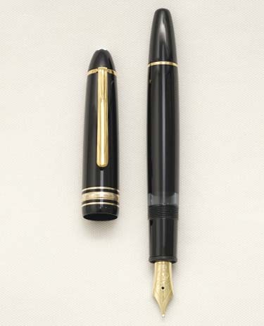 Bút máy Montblanc Meisterstuck 146 Classic Black Resin 14K B