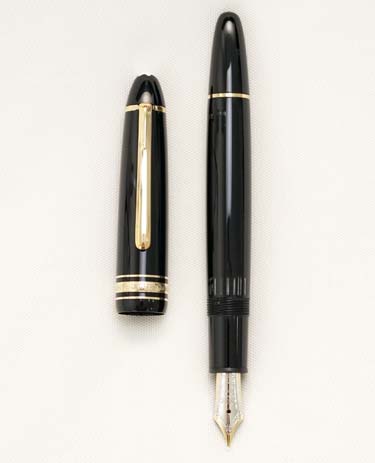 Bút máy Montblanc Meisterstuck 146 Classic Black Resin 14K EF 