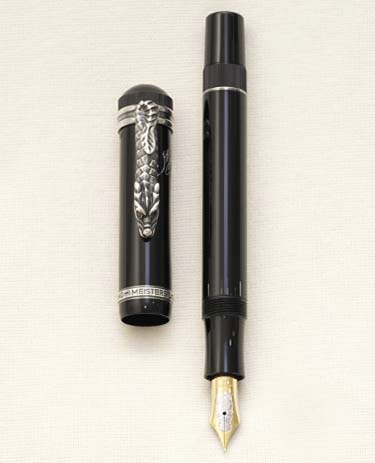 Bút máy Montblanc Writers Imperial Dragon Limited Edition 18K F