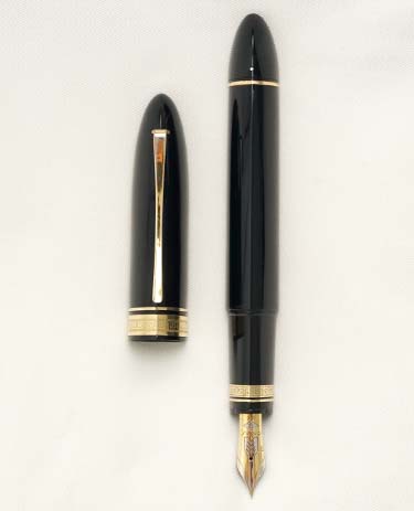 Bút máy Omas 360 Oversize Black Resin Piston Filler 18K F